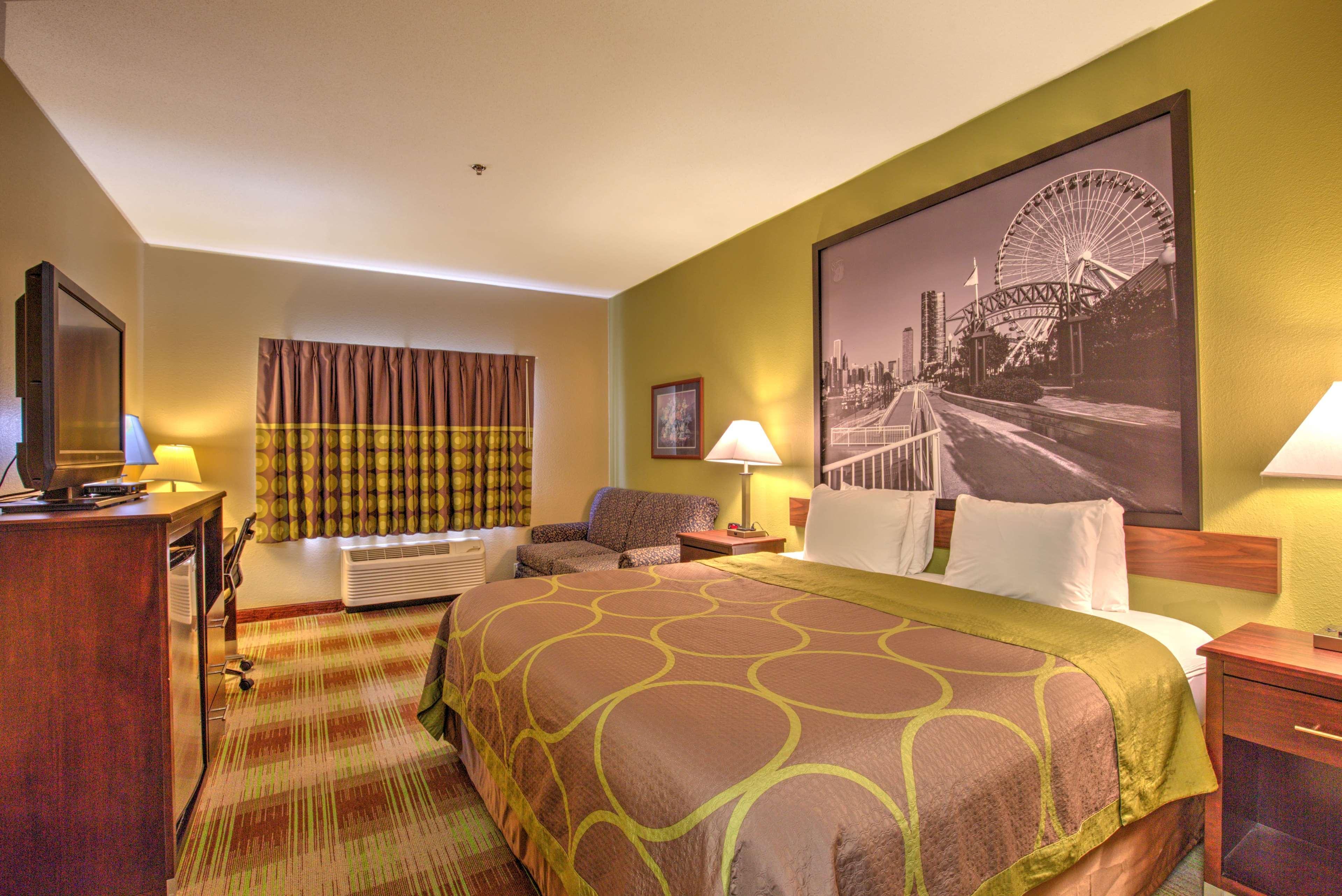 Super 8 By Wyndham