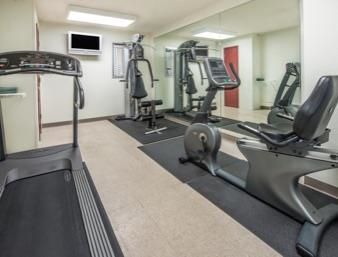 Super 8 By Wyndham Waterloo