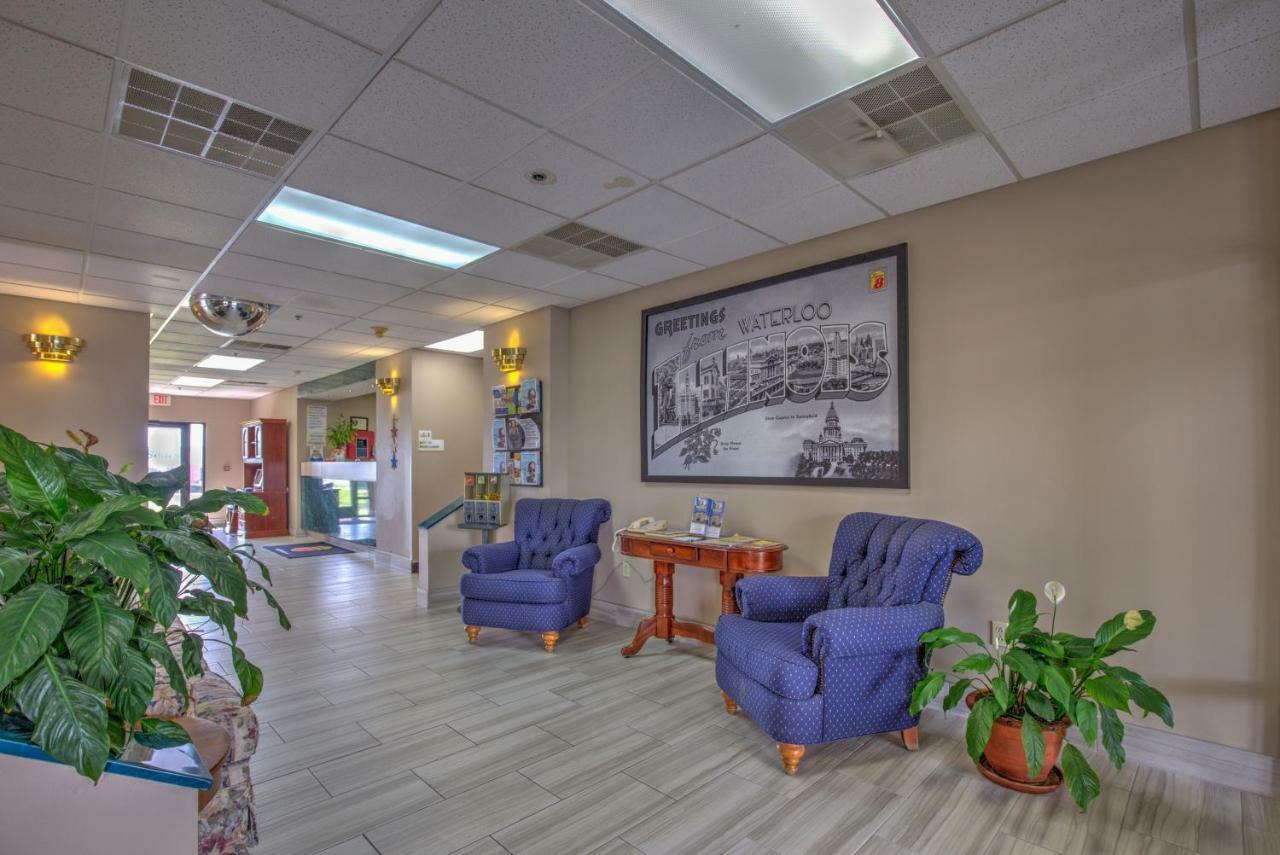 Super 8 By Wyndham Hotel